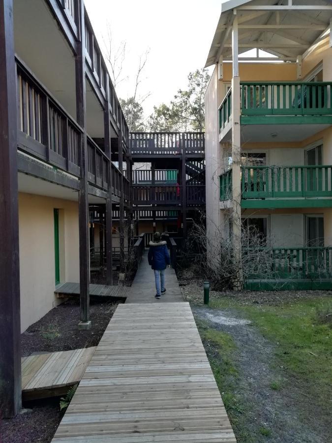 Les Grands Pins Apartment Карканс Екстериор снимка