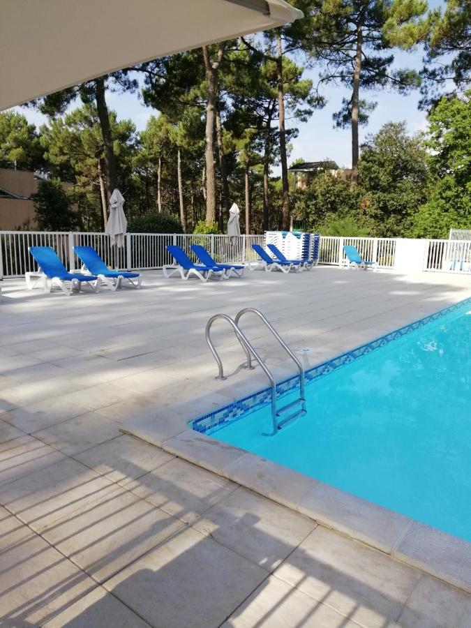 Les Grands Pins Apartment Карканс Екстериор снимка